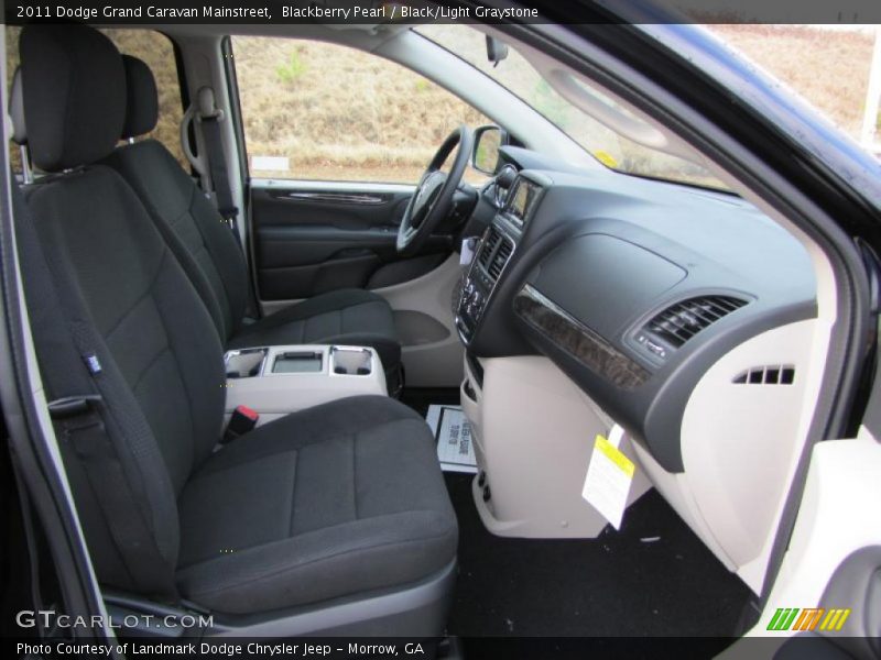  2011 Grand Caravan Mainstreet Black/Light Graystone Interior