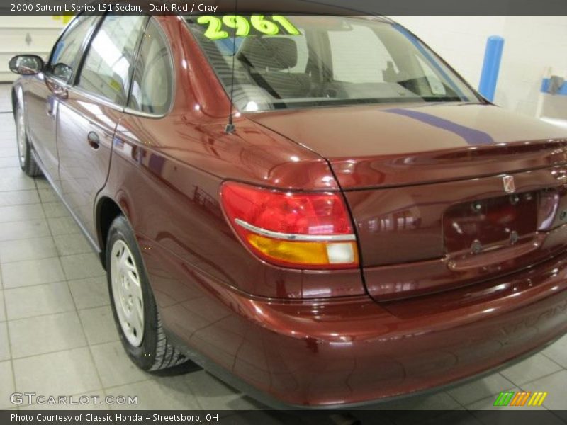 Dark Red / Gray 2000 Saturn L Series LS1 Sedan