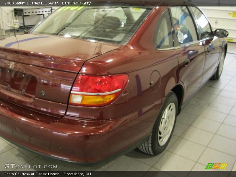 Dark Red / Gray 2000 Saturn L Series LS1 Sedan
