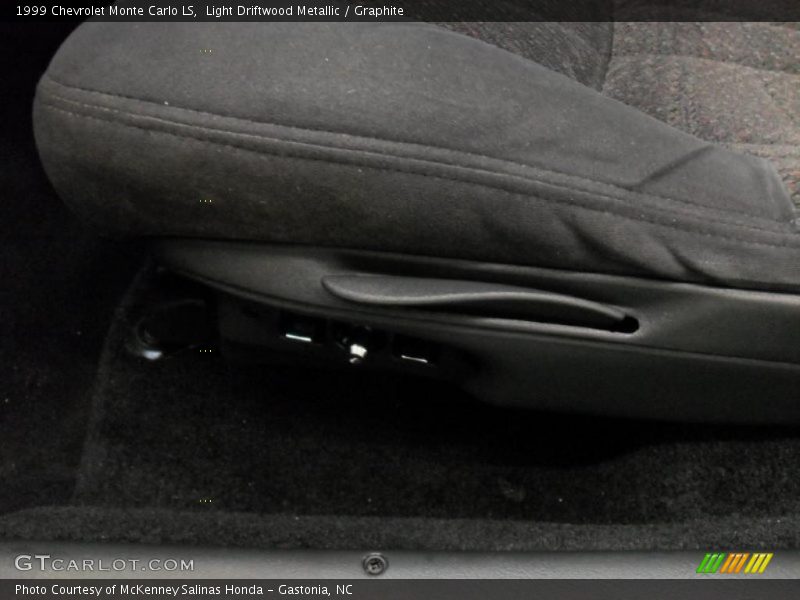Light Driftwood Metallic / Graphite 1999 Chevrolet Monte Carlo LS
