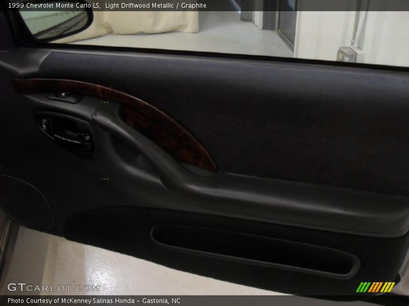 Light Driftwood Metallic / Graphite 1999 Chevrolet Monte Carlo LS