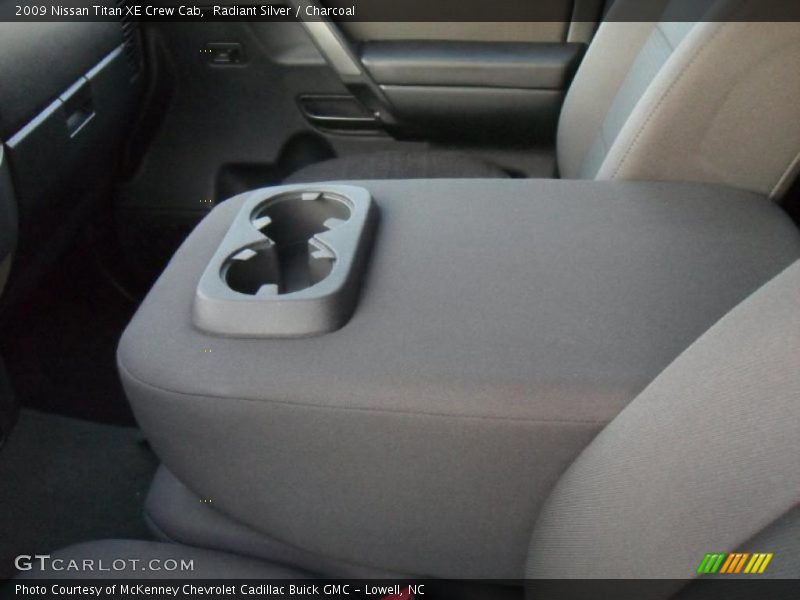 Radiant Silver / Charcoal 2009 Nissan Titan XE Crew Cab