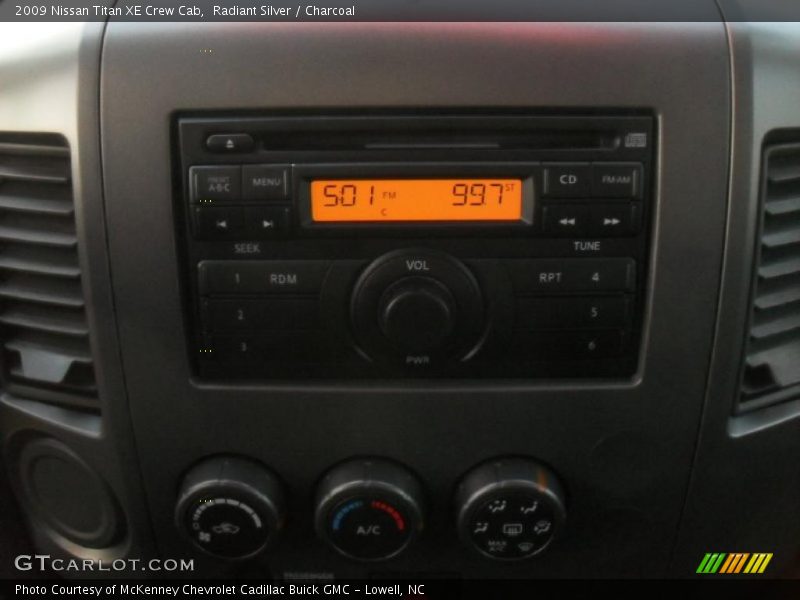 Radiant Silver / Charcoal 2009 Nissan Titan XE Crew Cab