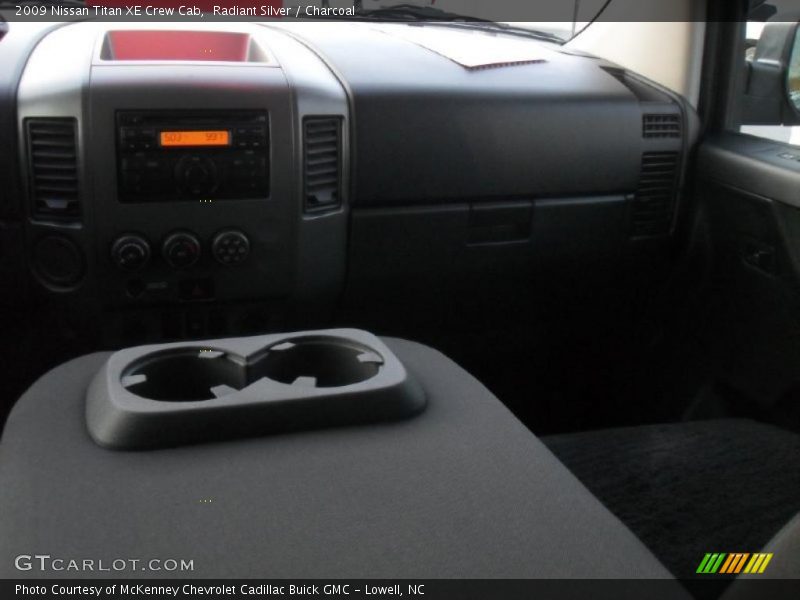 Radiant Silver / Charcoal 2009 Nissan Titan XE Crew Cab
