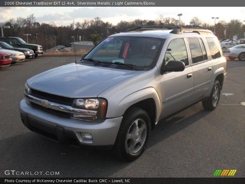 Silverstone Metallic / Light Cashmere/Ebony 2006 Chevrolet TrailBlazer EXT LS 4x4