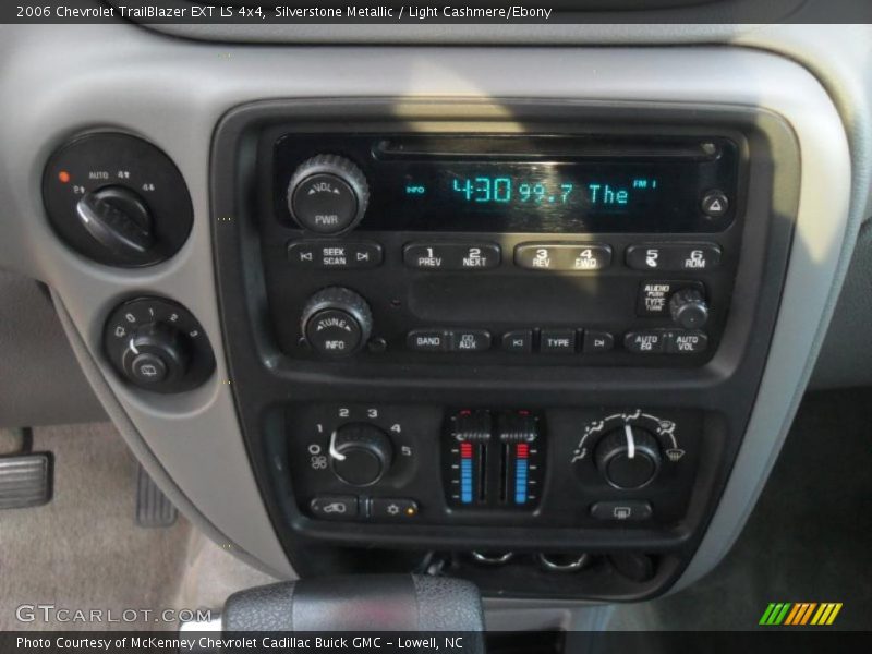 Silverstone Metallic / Light Cashmere/Ebony 2006 Chevrolet TrailBlazer EXT LS 4x4