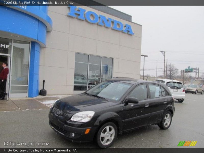 Black / Gray 2006 Kia Rio Rio5 SX Hatchback