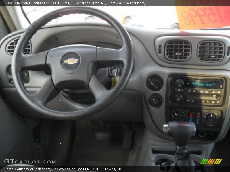 Silverstone Metallic / Light Cashmere/Ebony 2006 Chevrolet TrailBlazer EXT LS 4x4