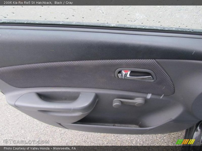 Black / Gray 2006 Kia Rio Rio5 SX Hatchback