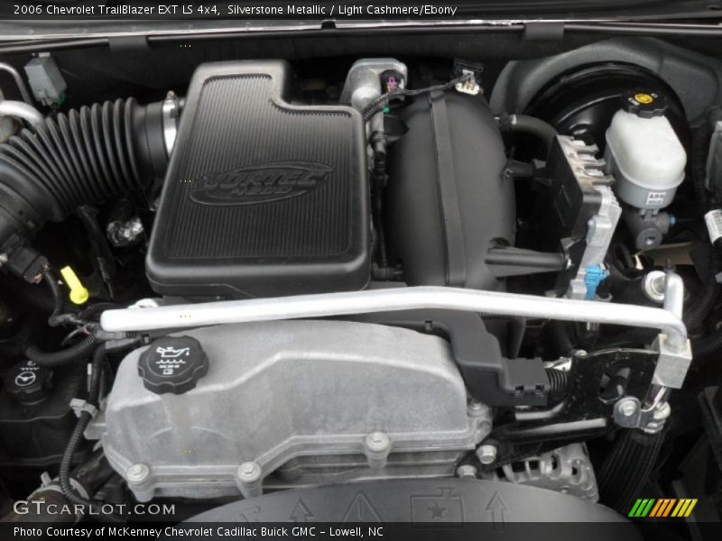 Silverstone Metallic / Light Cashmere/Ebony 2006 Chevrolet TrailBlazer EXT LS 4x4