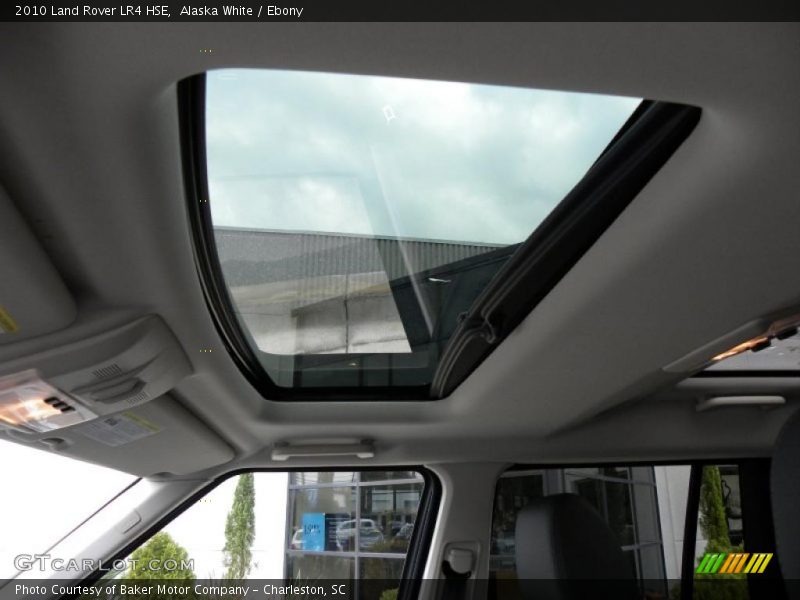 Alaska White / Ebony 2010 Land Rover LR4 HSE