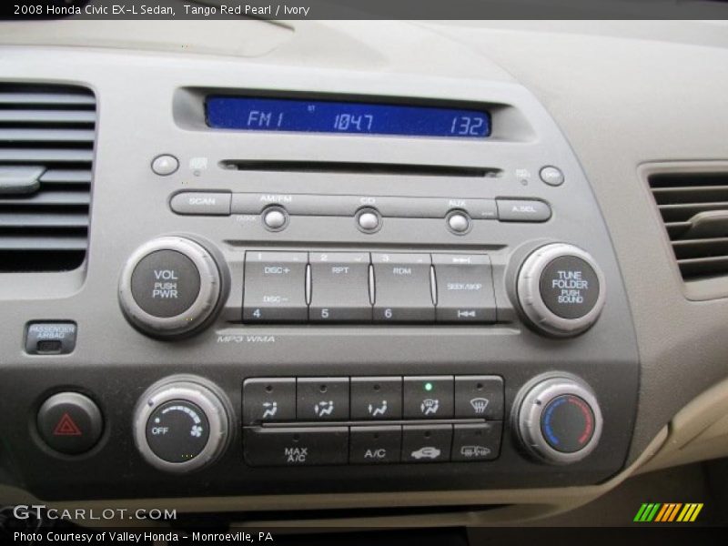 Controls of 2008 Civic EX-L Sedan