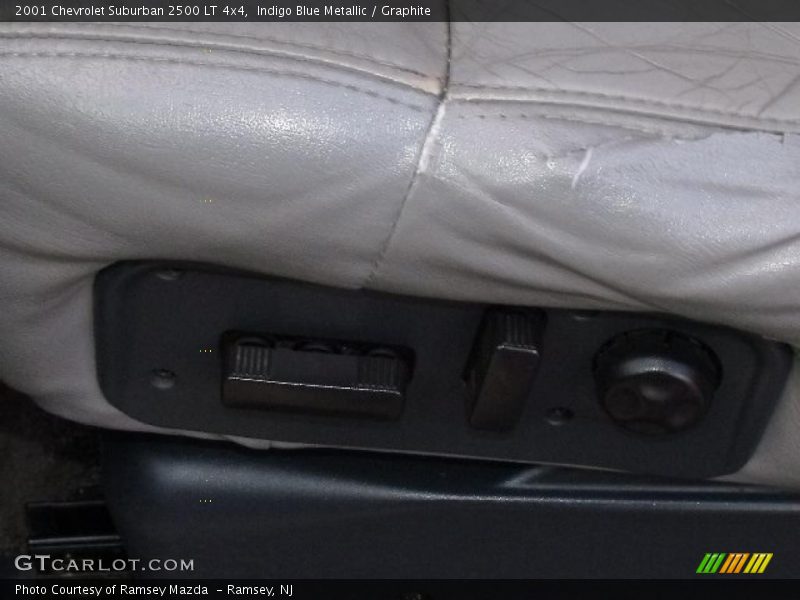 Indigo Blue Metallic / Graphite 2001 Chevrolet Suburban 2500 LT 4x4