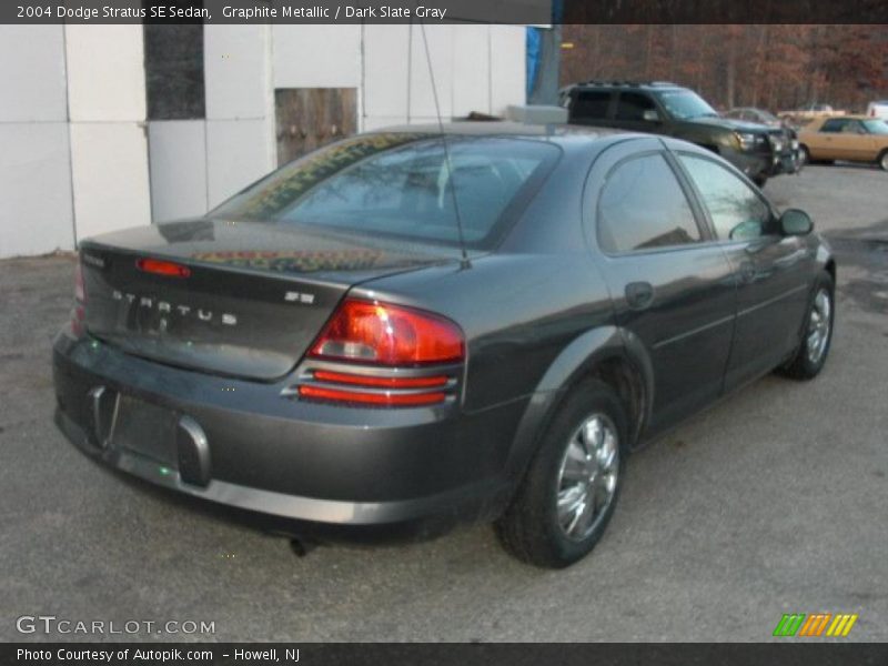 Graphite Metallic / Dark Slate Gray 2004 Dodge Stratus SE Sedan