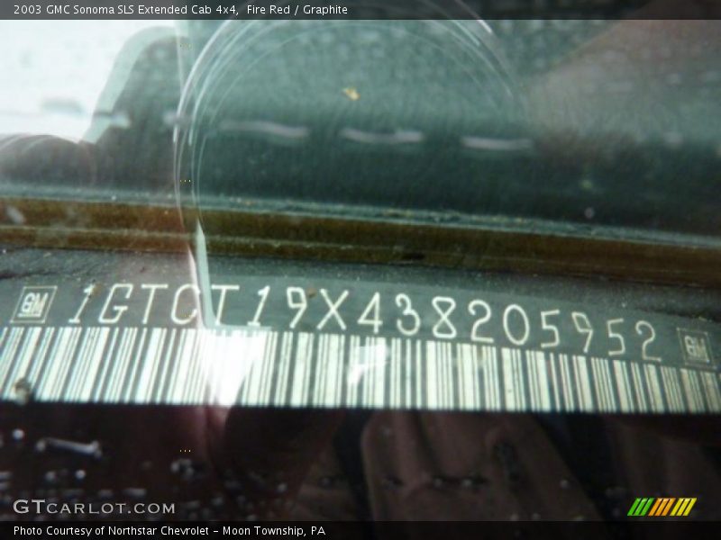 Fire Red / Graphite 2003 GMC Sonoma SLS Extended Cab 4x4