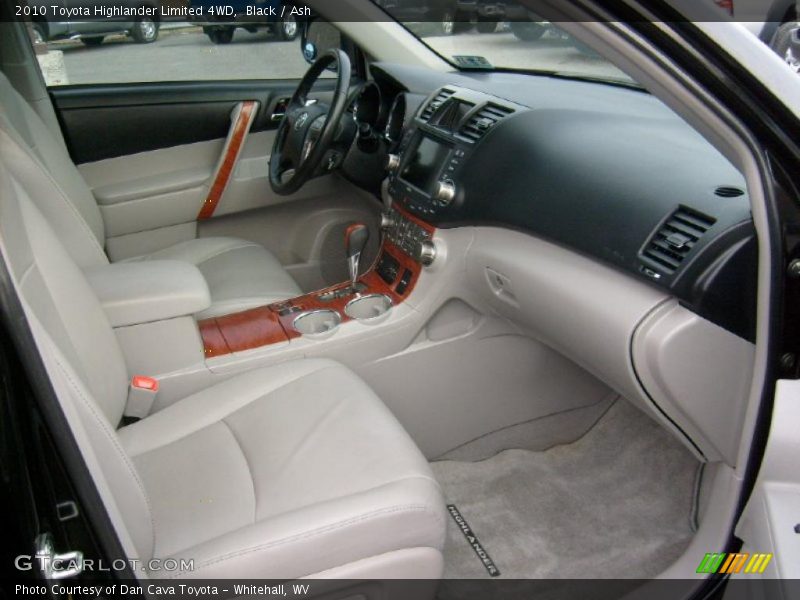 Black / Ash 2010 Toyota Highlander Limited 4WD