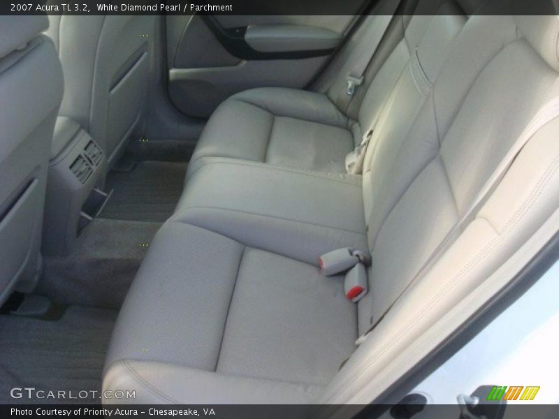 White Diamond Pearl / Parchment 2007 Acura TL 3.2