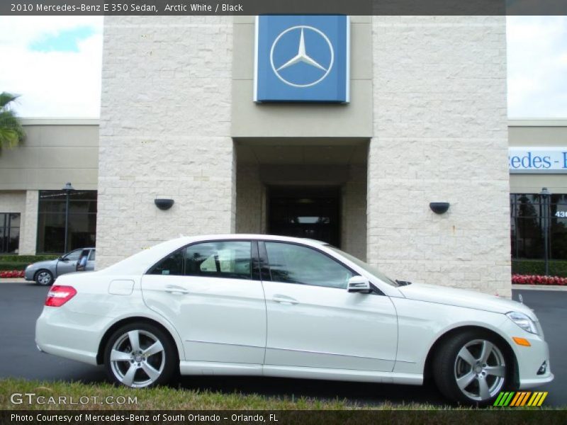 Arctic White / Black 2010 Mercedes-Benz E 350 Sedan