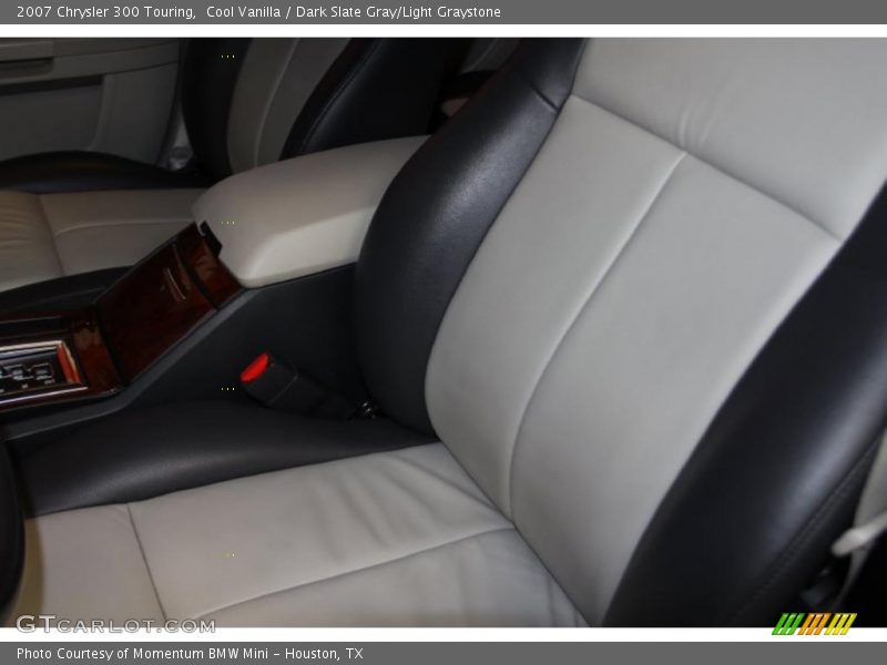 Cool Vanilla / Dark Slate Gray/Light Graystone 2007 Chrysler 300 Touring