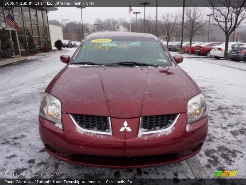 Ultra Red Pearl / Gray 2005 Mitsubishi Galant ES