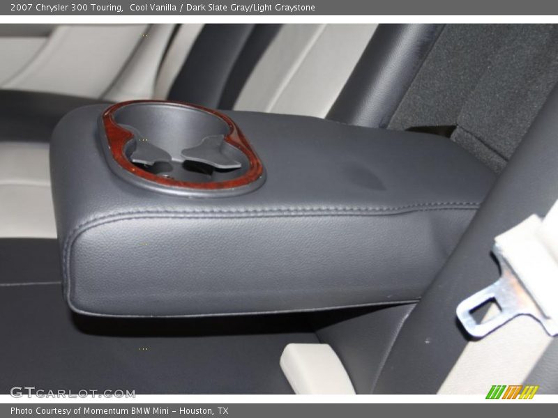 Cool Vanilla / Dark Slate Gray/Light Graystone 2007 Chrysler 300 Touring