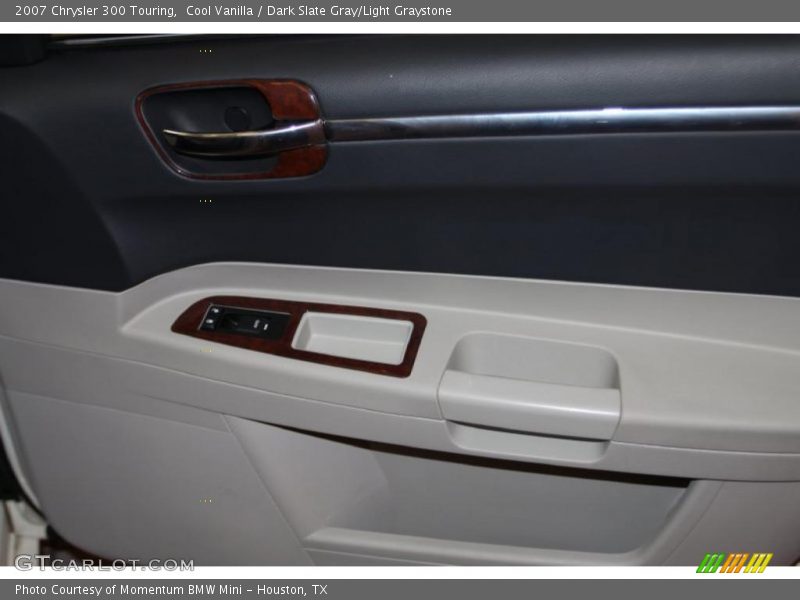 Cool Vanilla / Dark Slate Gray/Light Graystone 2007 Chrysler 300 Touring
