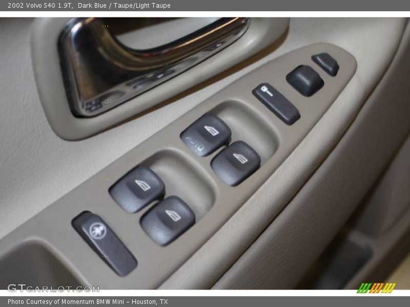 Dark Blue / Taupe/Light Taupe 2002 Volvo S40 1.9T