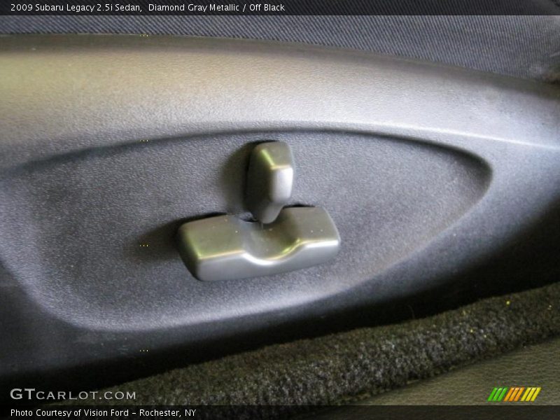 Diamond Gray Metallic / Off Black 2009 Subaru Legacy 2.5i Sedan