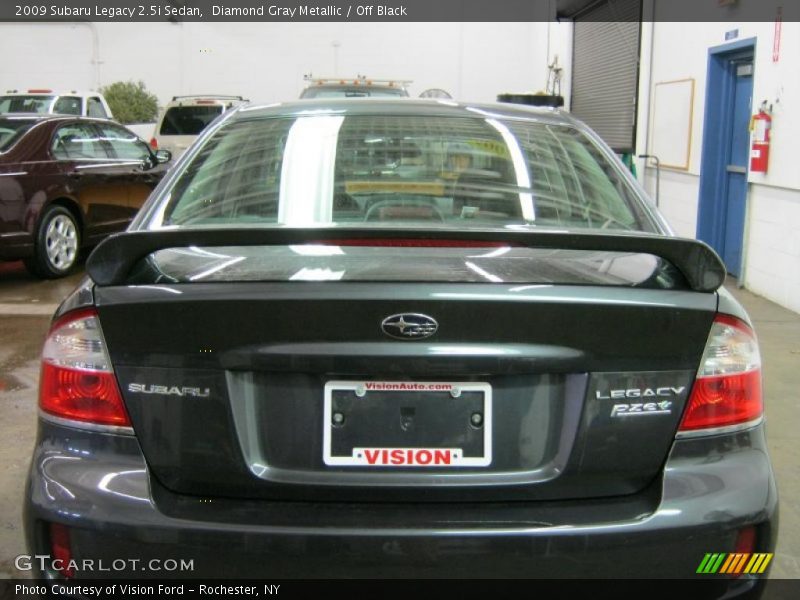 Diamond Gray Metallic / Off Black 2009 Subaru Legacy 2.5i Sedan