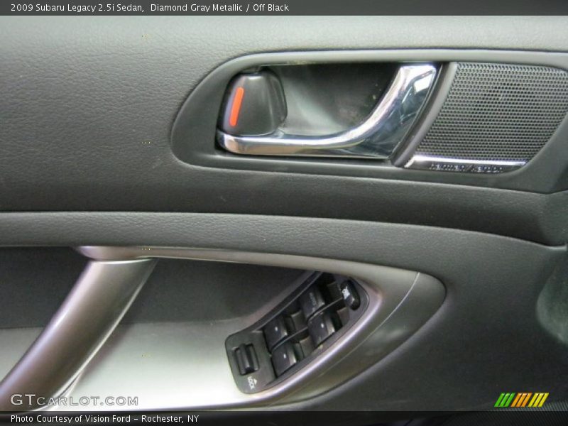 Diamond Gray Metallic / Off Black 2009 Subaru Legacy 2.5i Sedan