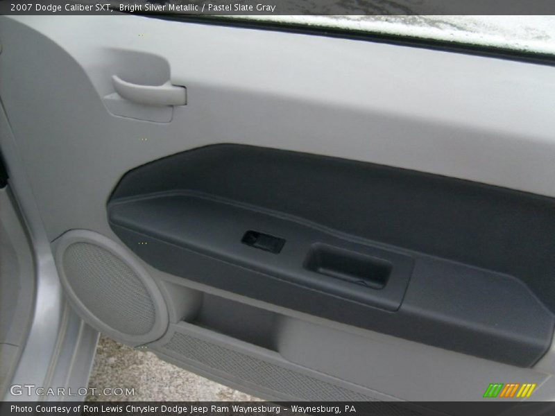 Bright Silver Metallic / Pastel Slate Gray 2007 Dodge Caliber SXT