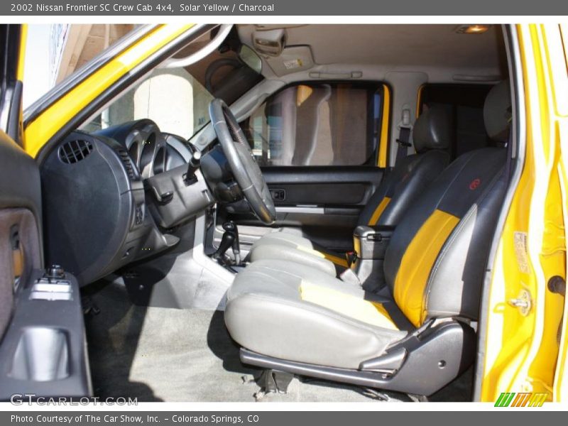  2002 Frontier SC Crew Cab 4x4 Charcoal Interior