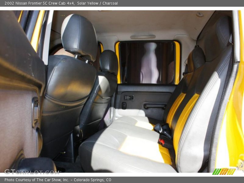 Solar Yellow / Charcoal 2002 Nissan Frontier SC Crew Cab 4x4