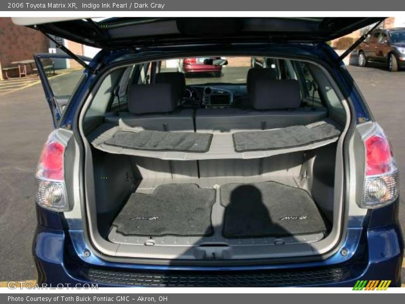 Indigo Ink Pearl / Dark Gray 2006 Toyota Matrix XR