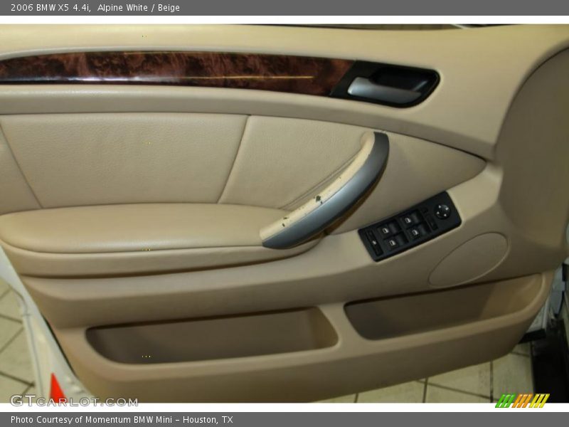 Alpine White / Beige 2006 BMW X5 4.4i