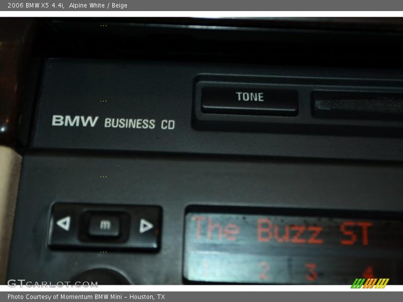 Alpine White / Beige 2006 BMW X5 4.4i