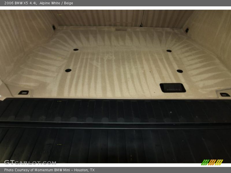 Alpine White / Beige 2006 BMW X5 4.4i