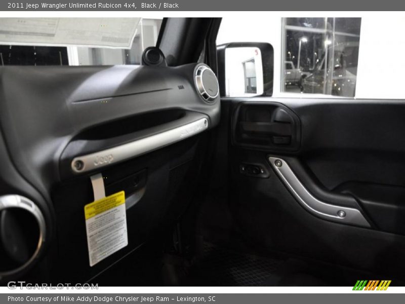 Black / Black 2011 Jeep Wrangler Unlimited Rubicon 4x4