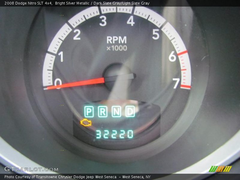 Bright Silver Metallic / Dark Slate Gray/Light Slate Gray 2008 Dodge Nitro SLT 4x4