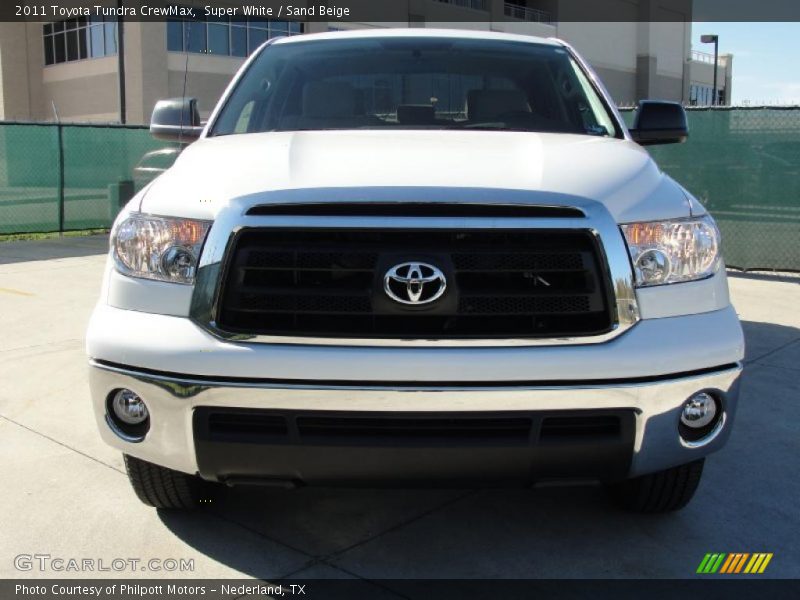 Super White / Sand Beige 2011 Toyota Tundra CrewMax