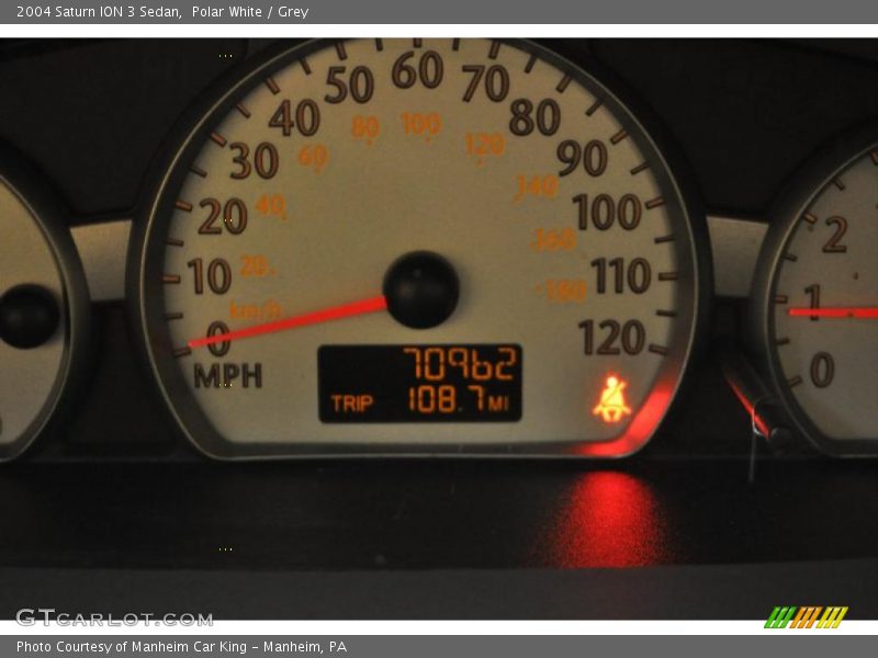 Polar White / Grey 2004 Saturn ION 3 Sedan