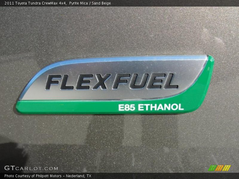  2011 Tundra CrewMax 4x4 Logo