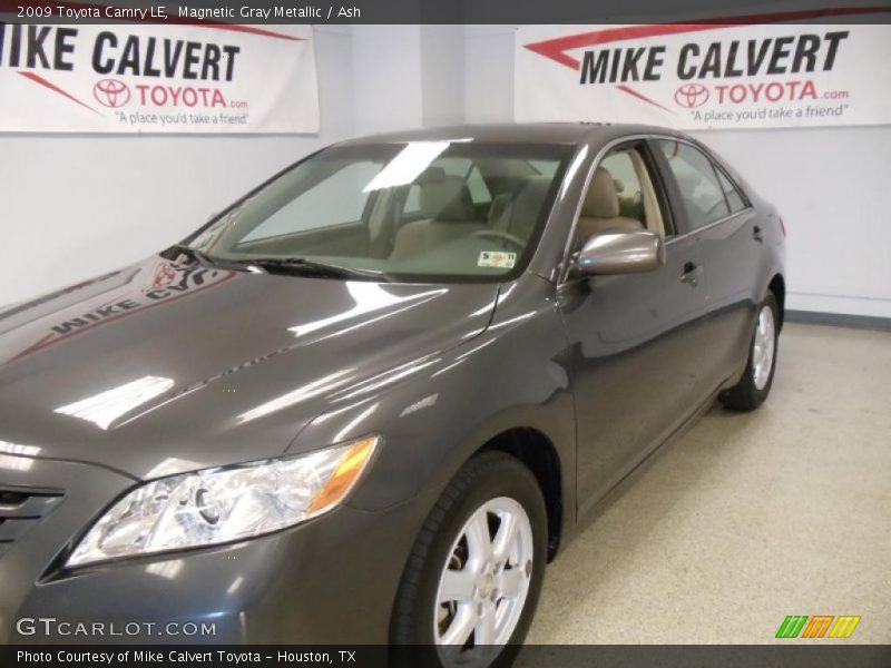 Magnetic Gray Metallic / Ash 2009 Toyota Camry LE