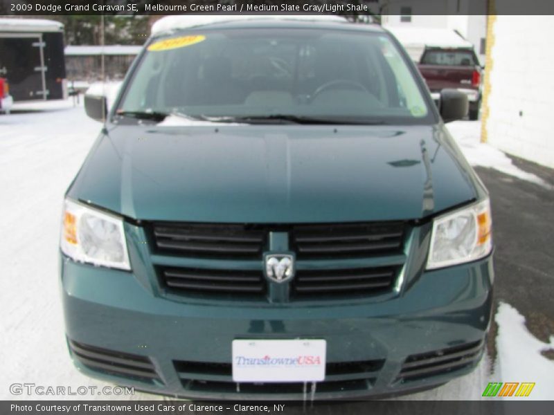 Melbourne Green Pearl / Medium Slate Gray/Light Shale 2009 Dodge Grand Caravan SE