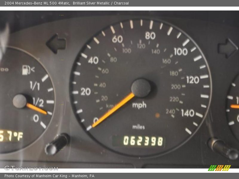 Brilliant Silver Metallic / Charcoal 2004 Mercedes-Benz ML 500 4Matic