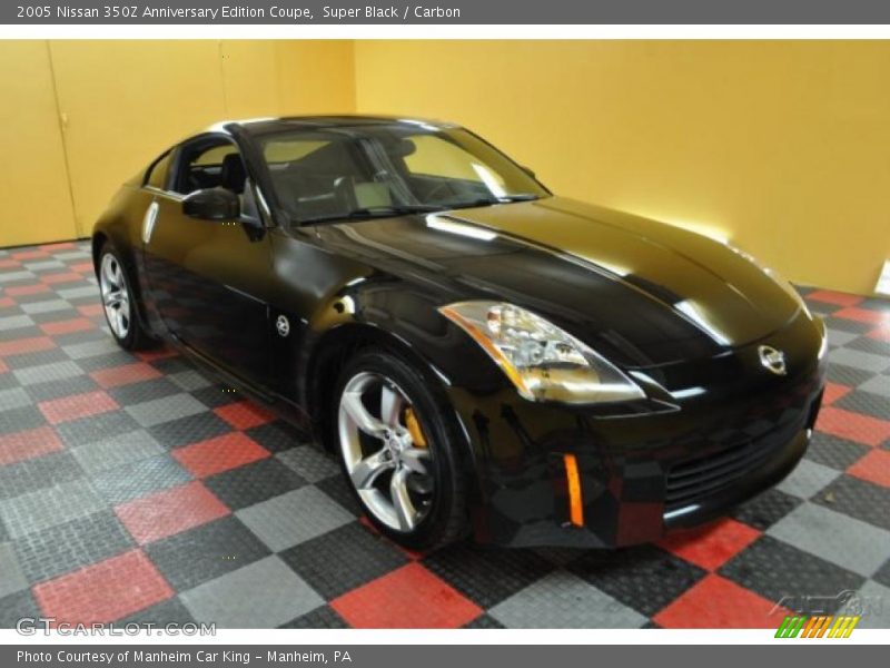 Super Black / Carbon 2005 Nissan 350Z Anniversary Edition Coupe