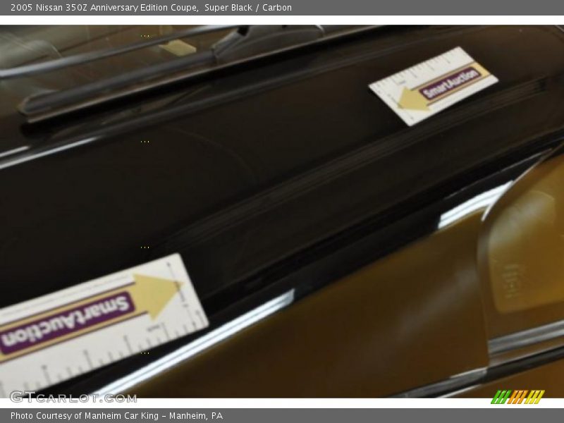 Super Black / Carbon 2005 Nissan 350Z Anniversary Edition Coupe
