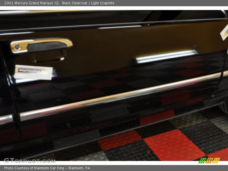 Black Clearcoat / Light Graphite 2001 Mercury Grand Marquis GS