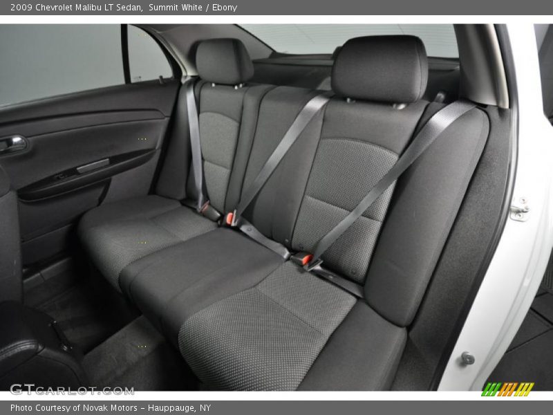 Summit White / Ebony 2009 Chevrolet Malibu LT Sedan