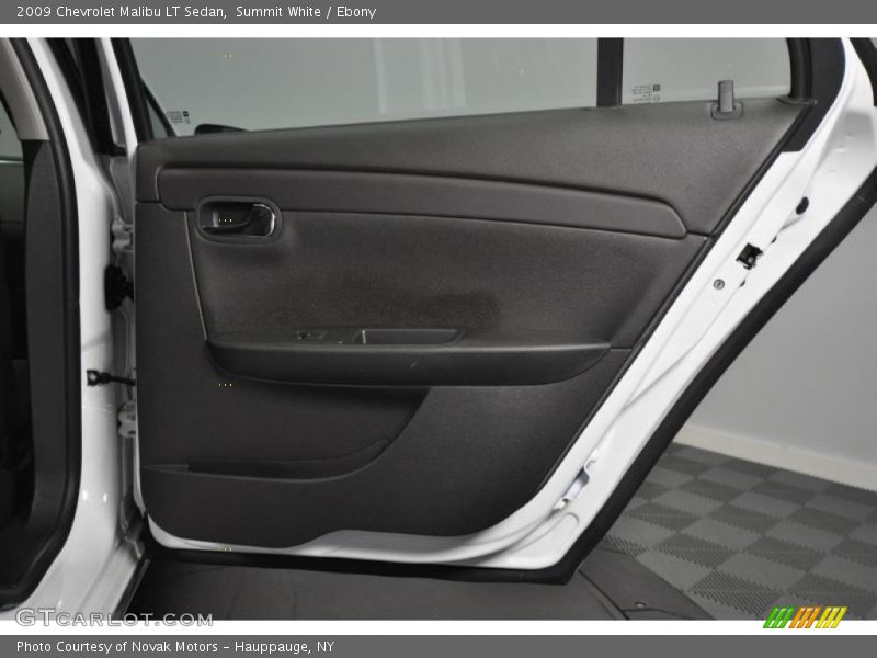 Summit White / Ebony 2009 Chevrolet Malibu LT Sedan